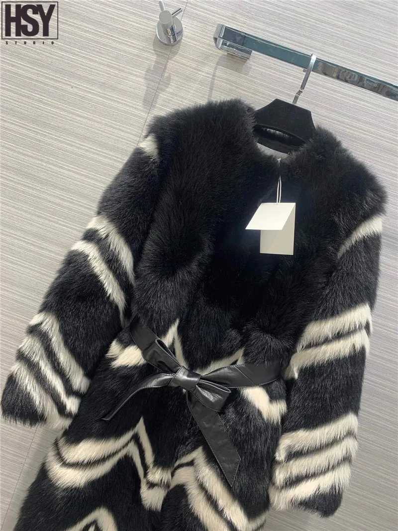 【HSY】2019 Осень Зима Женское роскошное черно-белое контрастное цветное волнистое