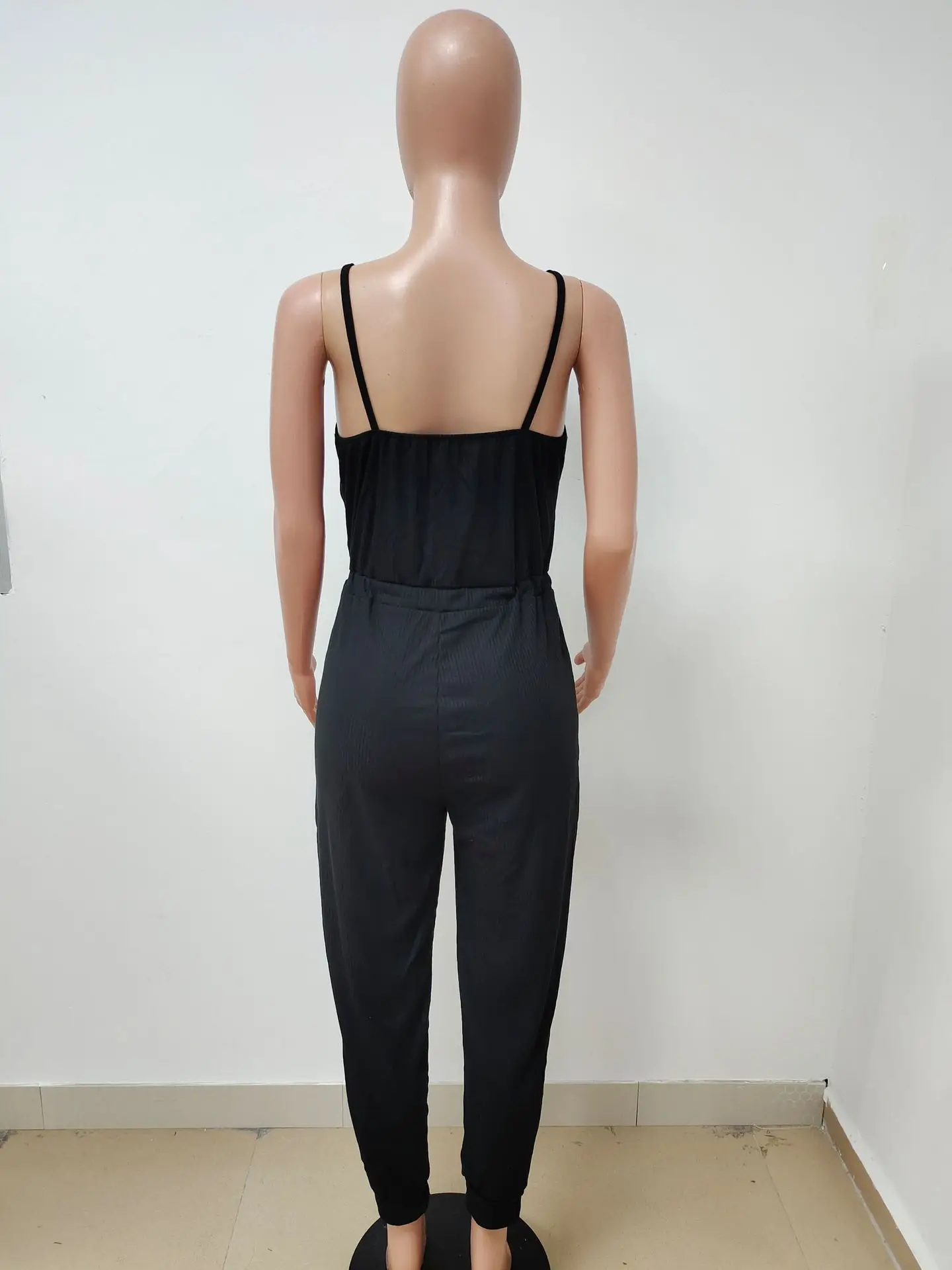 

2021 spring new fashion solid color casual Jumpsuit slim U-neck sleeveless women's suspender vest pants