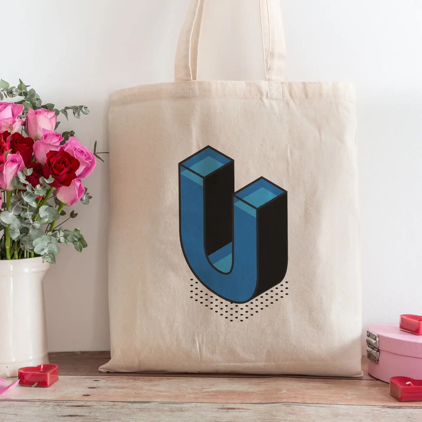 

U Letter Design Shopping Beach Tote Bag