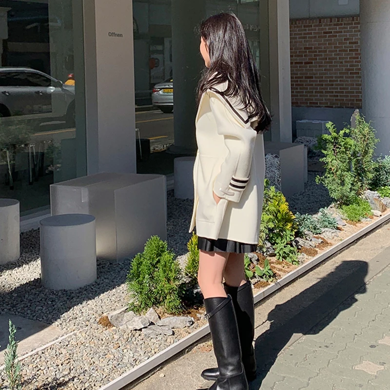 Женский блейзер с матросским воротником Sister Fara двубортный утепленный жакет