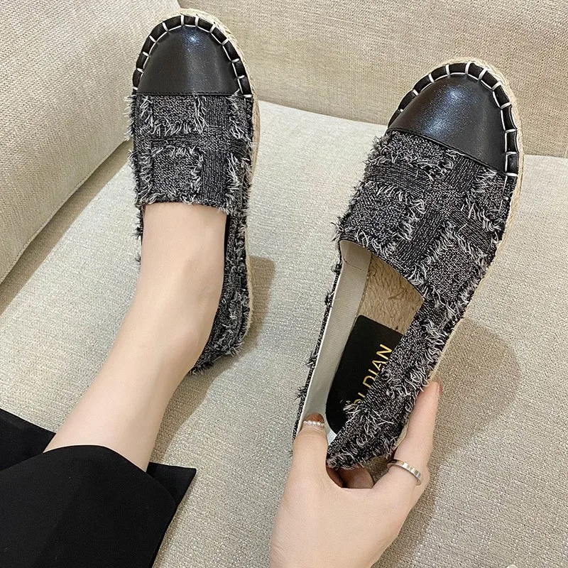 

Vogue Ladies Flat Shoes Shoes Hollow Leather Breathable Shoes Ladies Soft Breathable Boat Shoes Ladies Casual Shoes Large Size