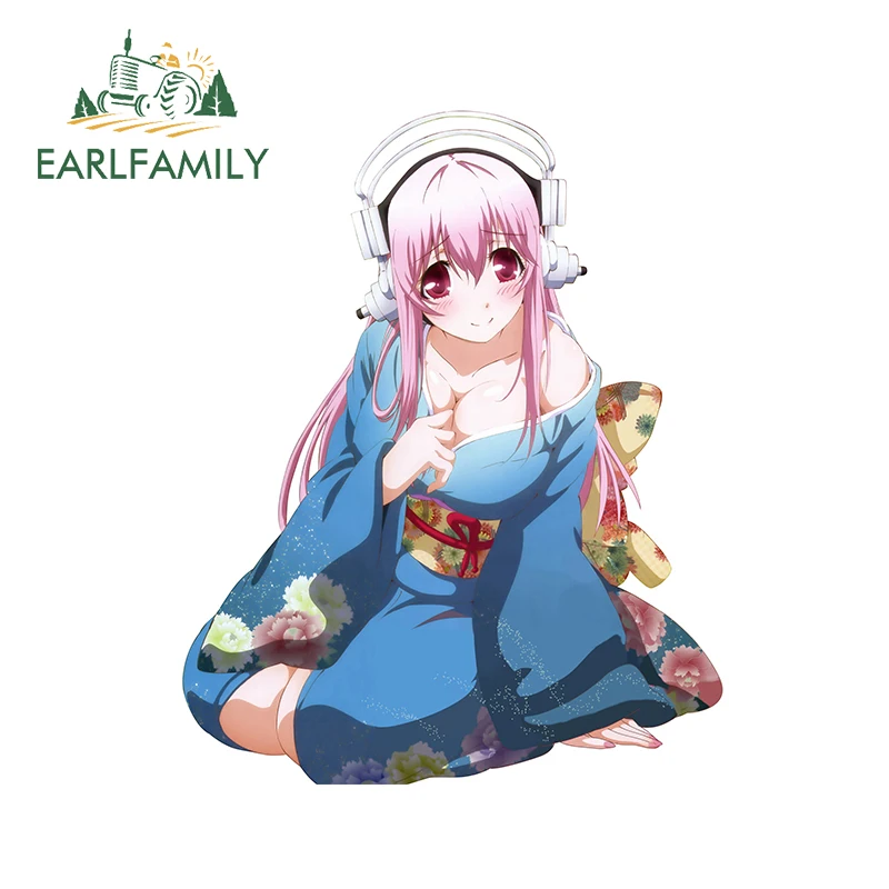 

Наклейка EARLFAMILY для Super Sonico, 13 см х 10,6 см, аниме, забавные наклейки на автомобиль, мотоциклетный шлем, Виниловая наклейка на бампер JDM, багажник, грузовик, графика