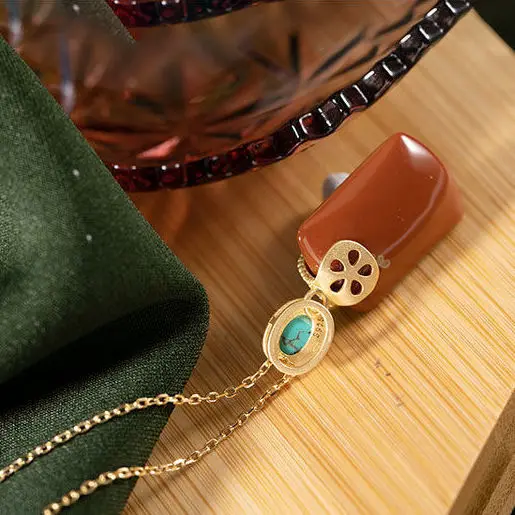 

Natural South Red Agate Lucky Pendant Pendant S925 Silver Frosted Inlaid High Quality Full Color Full of Meat South Red Pendant