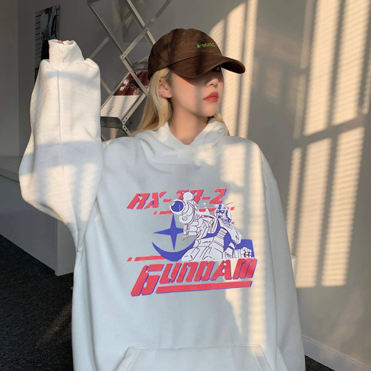 

90s Japanese Anime Hoodies Women Funny Gundam Head Anime Mech Robot Mecha Streetwear Winter Warm Fashion Male Sweatshirts Unisex