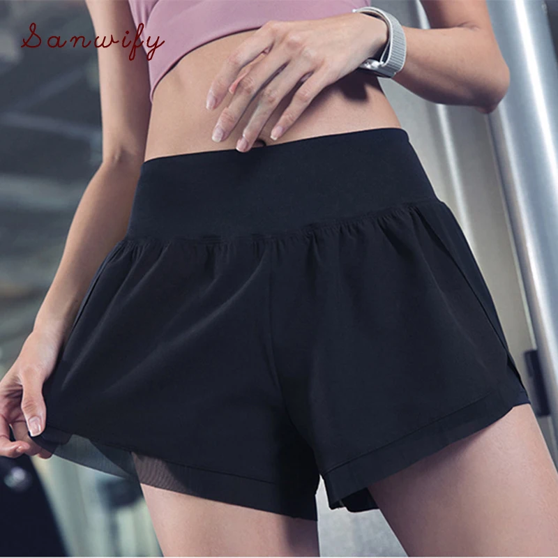 Женские летние спортивные шорты корейские свободные тонкие для фитнеса и йоги