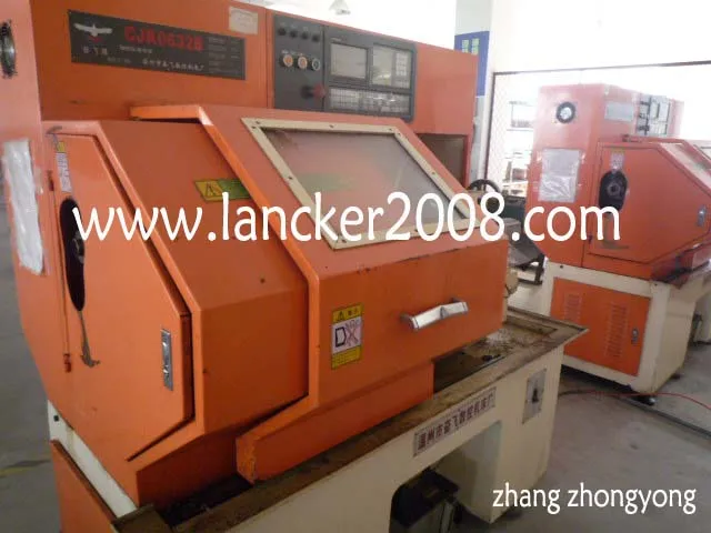 Титановая звездообразная розетка с круглой головкой и фланцевым резьбовым