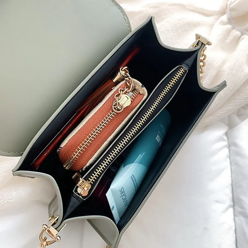 

Chain Pu Leather Crossbody Bags For Women 2020 Small Shoulder Messenger Bag Special Lock Design Female Travel Handbags F-594