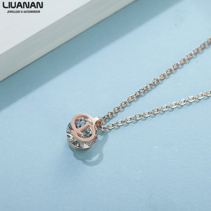 

Chic Geometric Chain Necklace for Woman Necklace Rose Gold Letter Pendant Necklace Stainless Steel Jewelry Gift for Girl Women