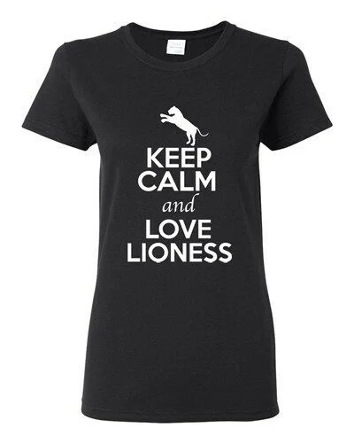 

Женская футболка с надписью Keep Calm And Love Lioness Big Cat Animal Lover Wild Funny