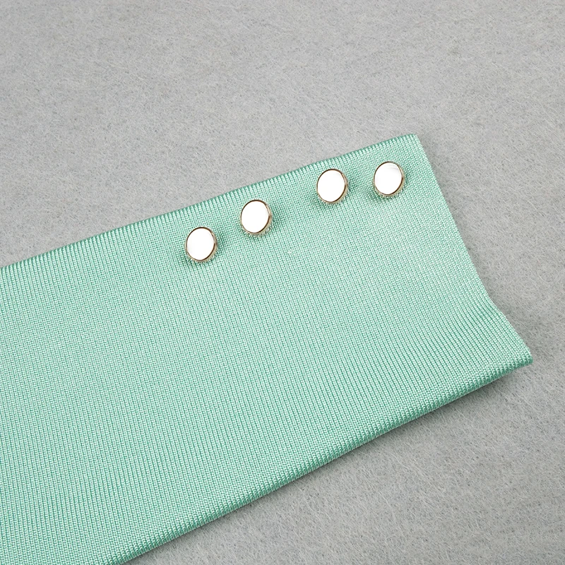 Женское облегающее платье с открытыми плечами однотонное бежевое мятно-зеленого