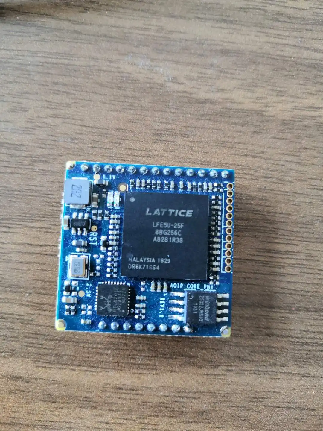 

Аудио-интерфейс для передачи аудио сети Audiocom Dante AES67 2x4x4