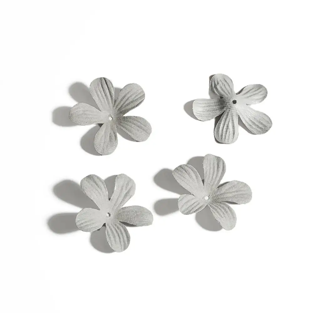 Light Grey 30 шт. маленькие Изысканные кожаные цветы искусственный цветок ручной работы головы Свадебные украшения DIY Скрапбукинг Ремесло поддельные цветы - Color: Light Grey