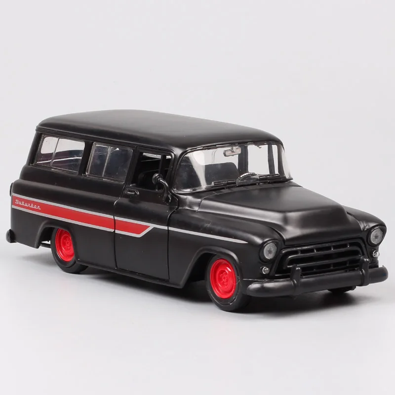 1/24 Jada Bigtime классика GM 1957 Шевроле SUV спортивные Diecasts автомобили металлические модели весы игрушки Бесплатные Шины