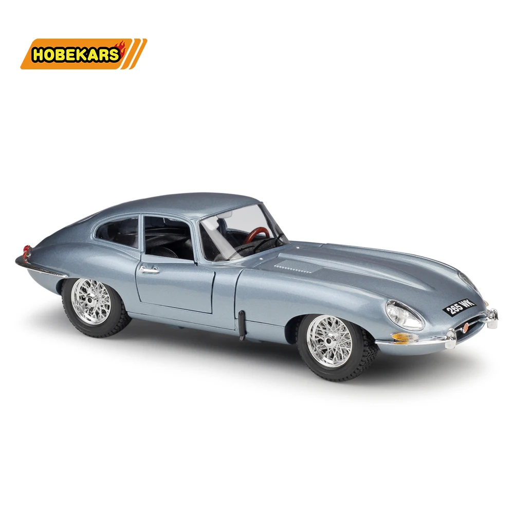 Литая модель Bburago Jaguar E Type Coupe 1:18 высококлассные модели автомобилей из
