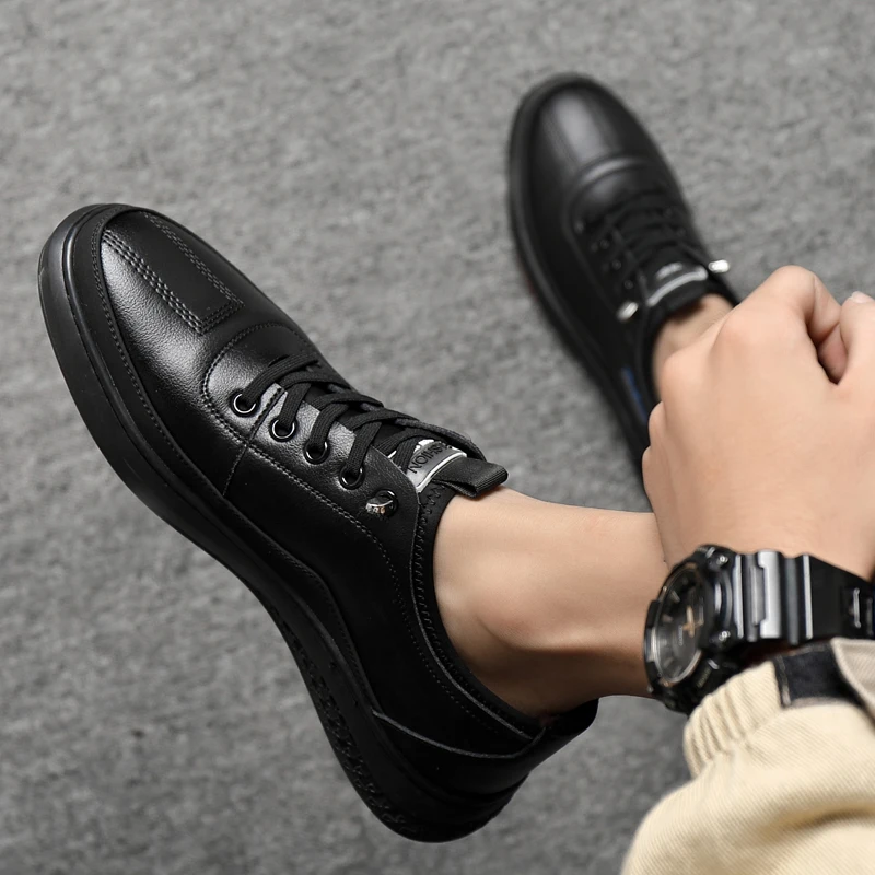 

Leather Men Casual Shoes Man Fashion Flat Shoes Low Top Sneakers School Men Shoes Luxury Brand Male Comfortable Travel Footwear