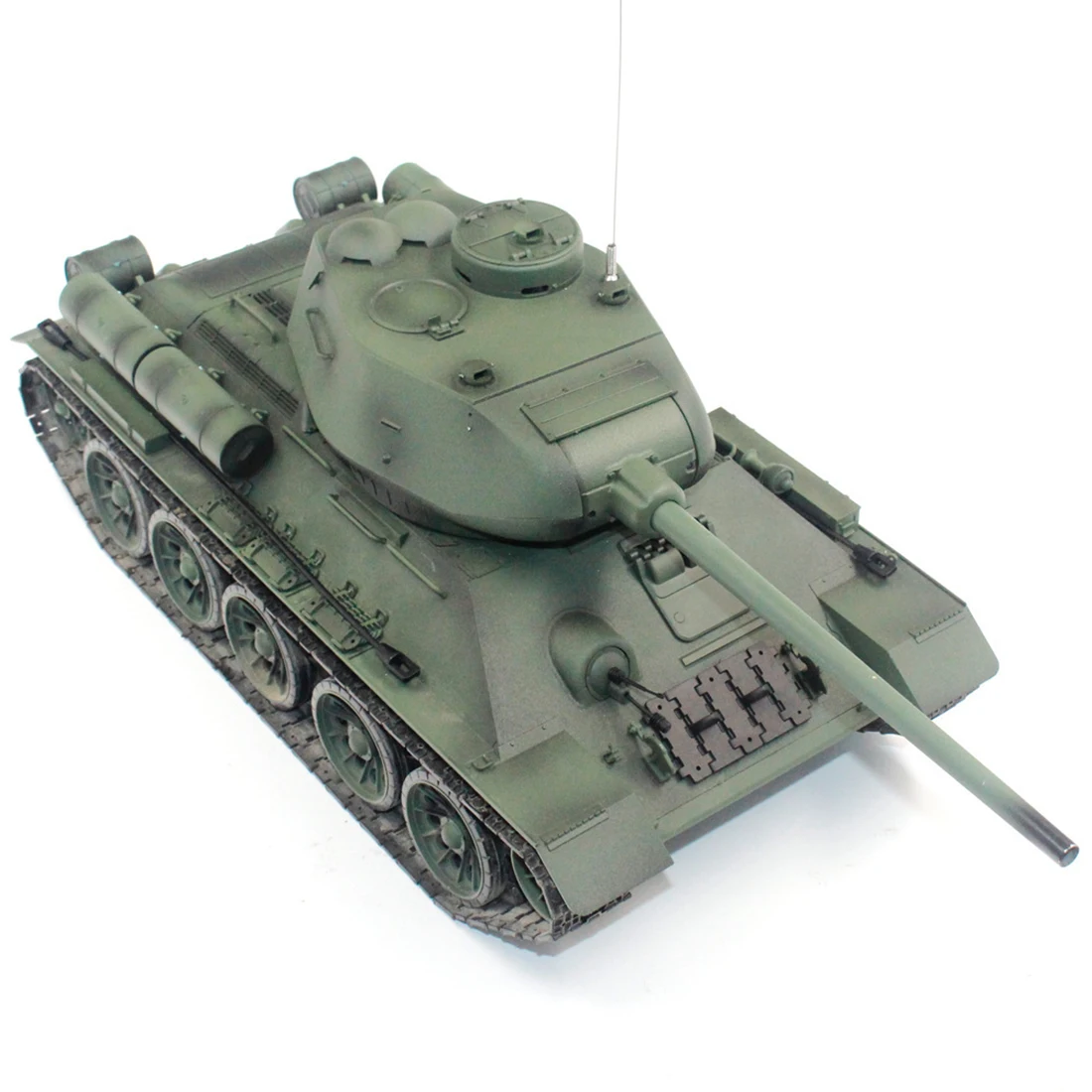 

1:16 Soviet T-34 Medium Tank 2.4G Remote Control Model Military Tank with Sound Smoke Shooting Effect - Basic Edition
