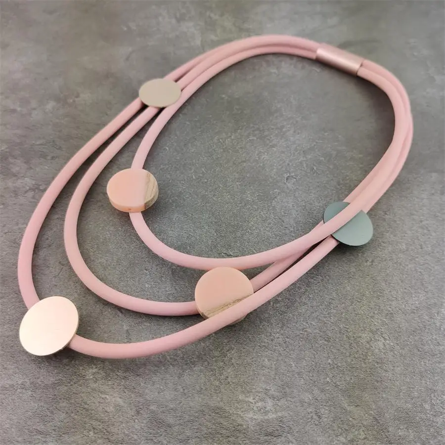 pink Германия резиновое ожерелье s женские украшения для шеи модное панковское готическое ожерелье простое колье-ошейник для летнего платья - Окраска металла: pink