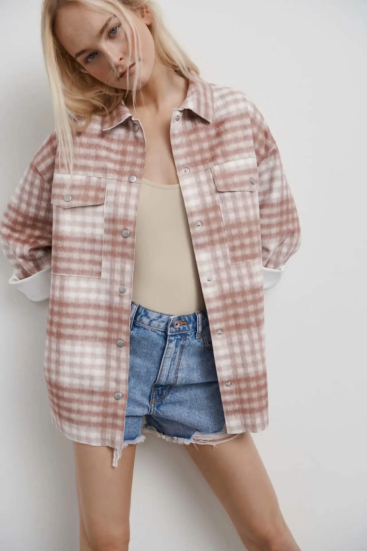 

Новинка 2021, Женская замшевая рубашка в клетку, Женское пальто