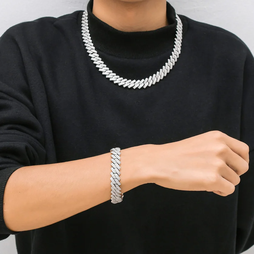 

Iced Out Chains For Men Cuban Link Necklace Luxury Micro Paved Cuban Chain Fashion Hip Hop Jewelry