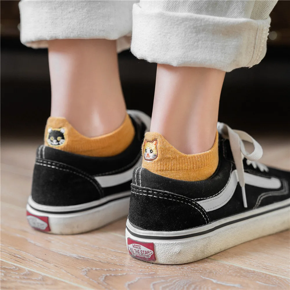 Spring And Summer Cotton Women Fashion Socks Boat Colorful Female Shallow Mouth Short Heel Socks Cat Embroidery For Girls