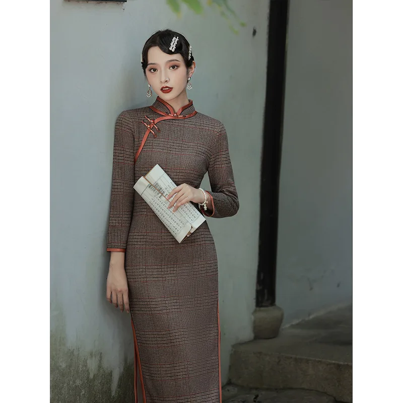 

Spring Elegant Mandarin Collar Long Sleeve Plaid Cheongsam Traditional Chinese Style Female Qipao