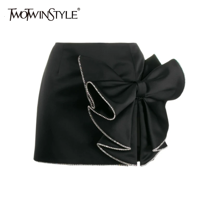 Женская Асимметричная юбка TWOTWINSTYLE черная повседневная составного кроя с высокой