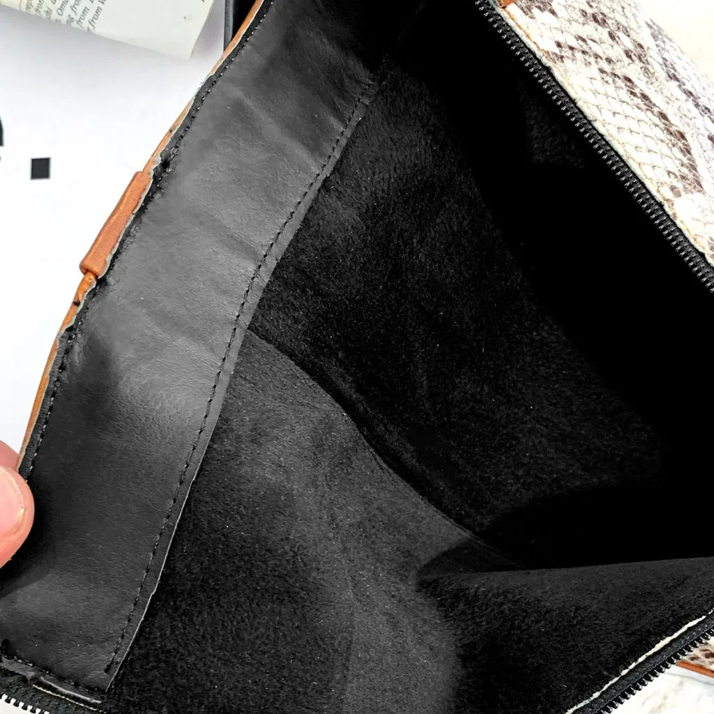 Высокие сапоги до бедра зимние водонепроницаемые с круглым носком и пряжкой