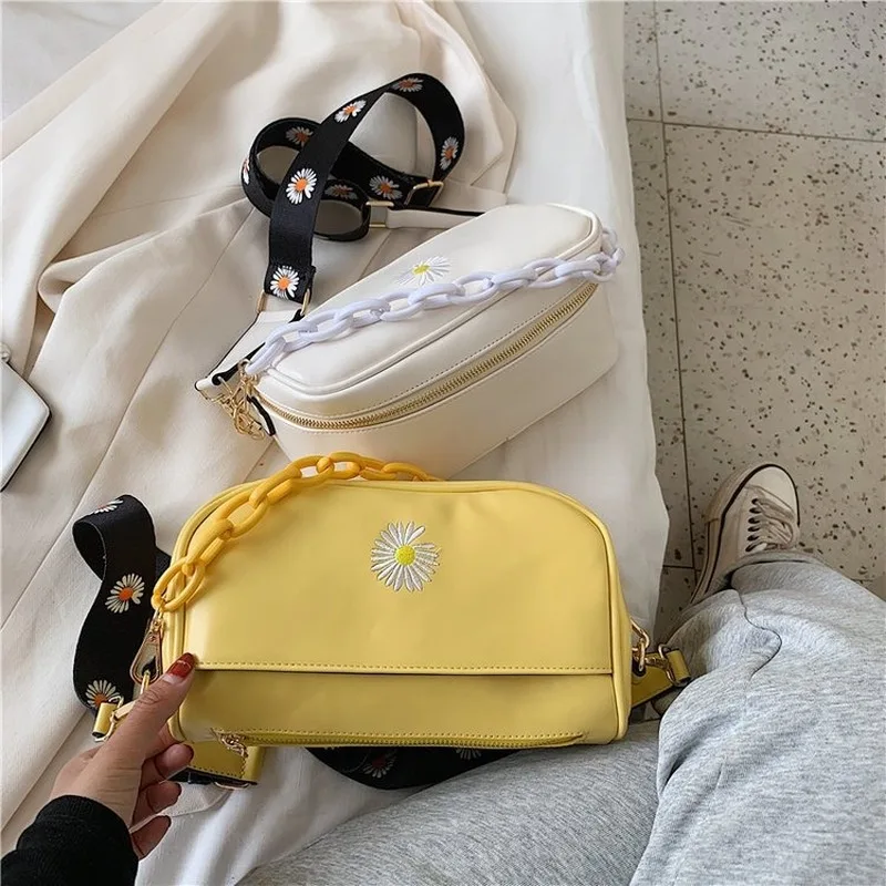 

Daisy 2021 New Shoulder Bag Ins PU Bag Women Messenger Korean Version of the Student Network Red Shoulder Bag