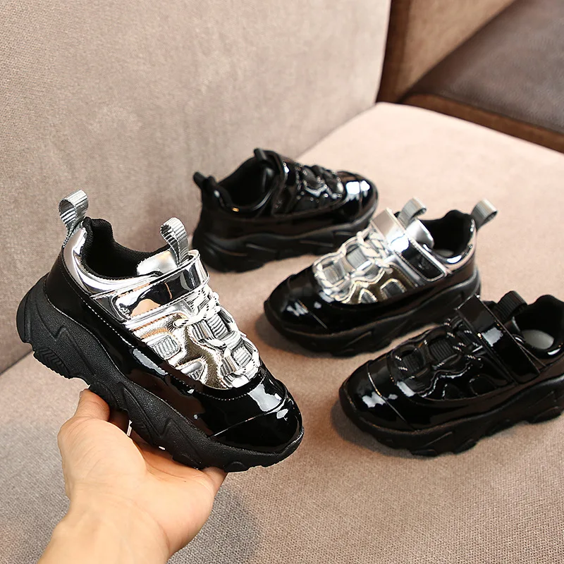 Детские спортивные кроссовки для мальчиков Черные бега сетчатые массивные