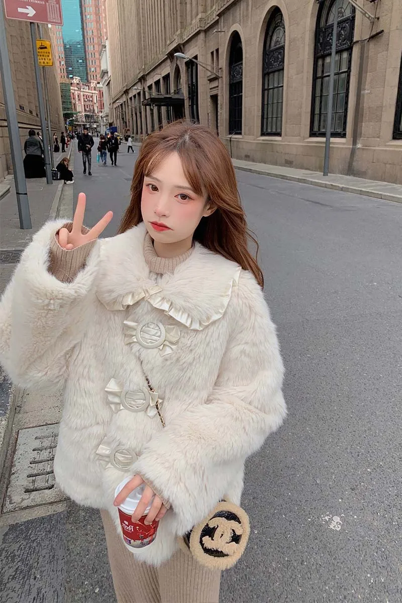 

Women's Faux Raccoon Fur Coats 2020 New Winter Loose Female Imitate Mink-like Plush Coats Lady Trendy Jackets