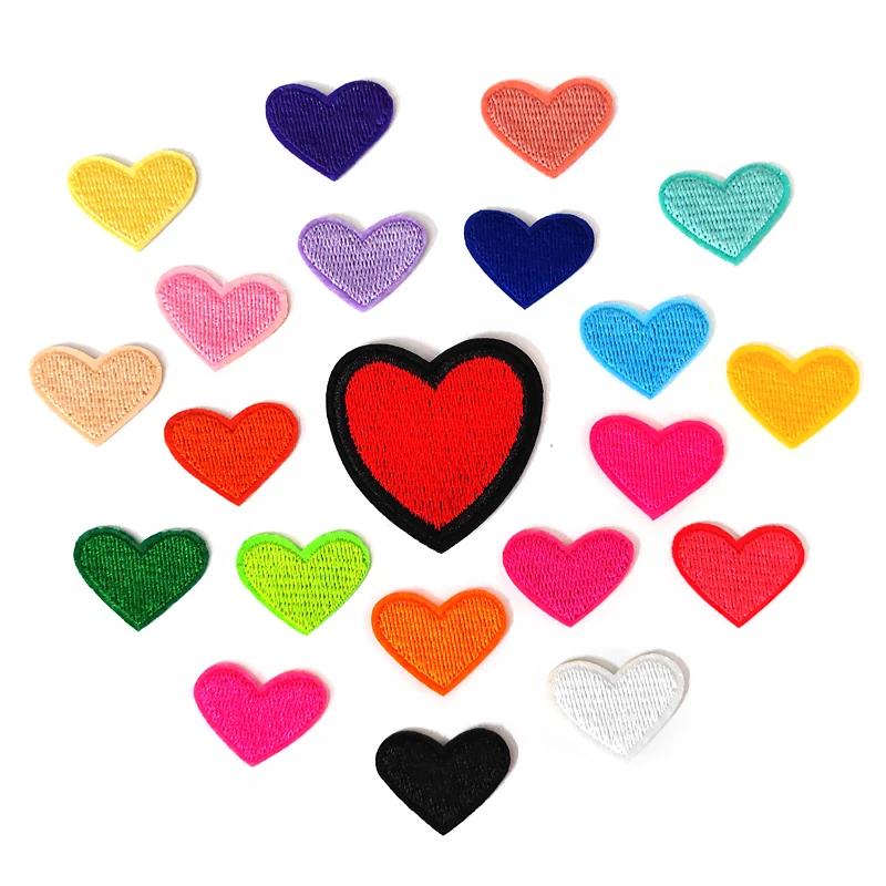 Цветные сердца розовый зеленый синий утюг на патч вышитая аппликация шитье