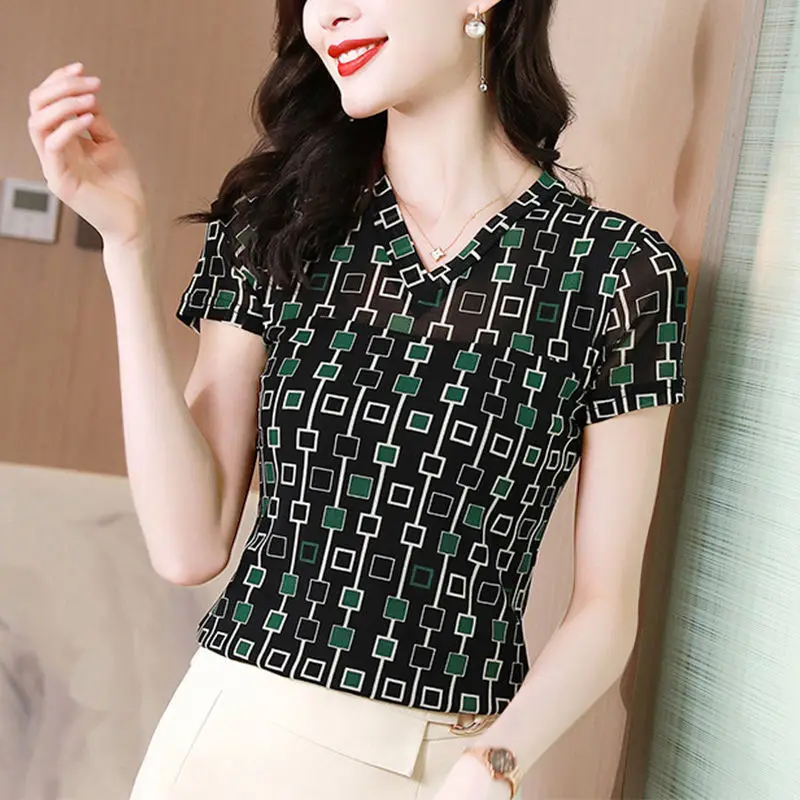 

Cotton T Shirt Women O-neck Lace Floral Summe 2021 Short Sleeve Plus Size Casual Tees Slim Basic Ladies Tshirt Streetwear 173