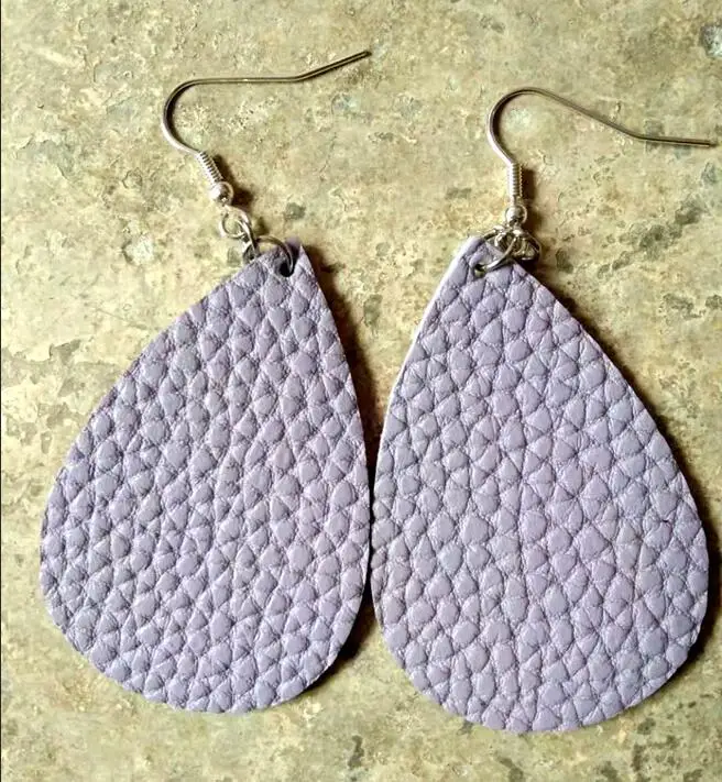 24 New Teardrop PU Leather Earrings Lightweight Leaf Petal Drop Earrings Valentines Day Gift For Women Girls - Окраска металла: 24