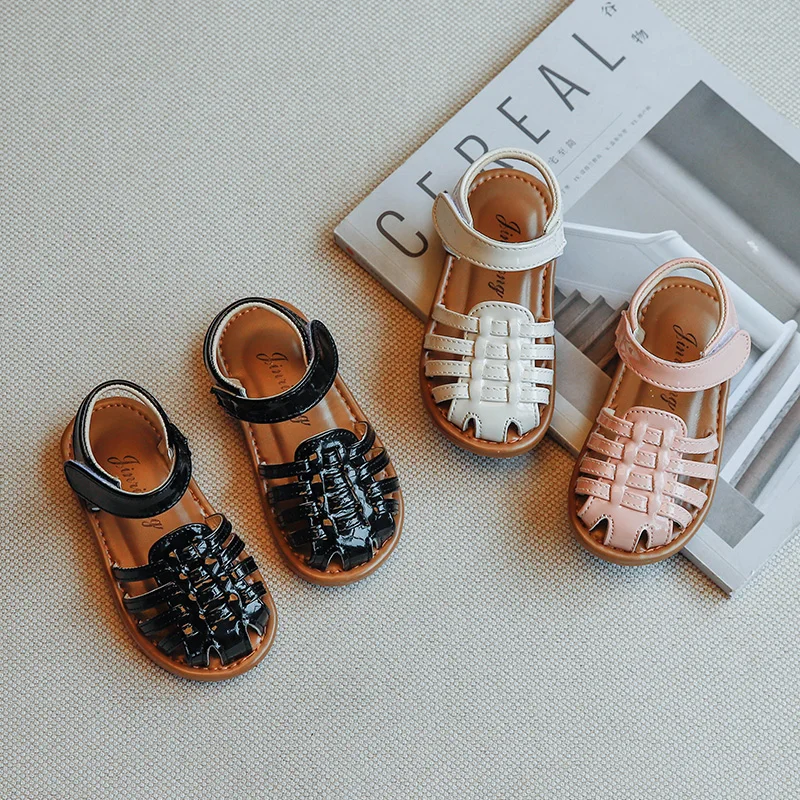 

The New Children Princess Party Shoes Flats Shoes For Girl Casual Footwears Summer Round Toe 2021 New Fashion Solid Soft Sandals