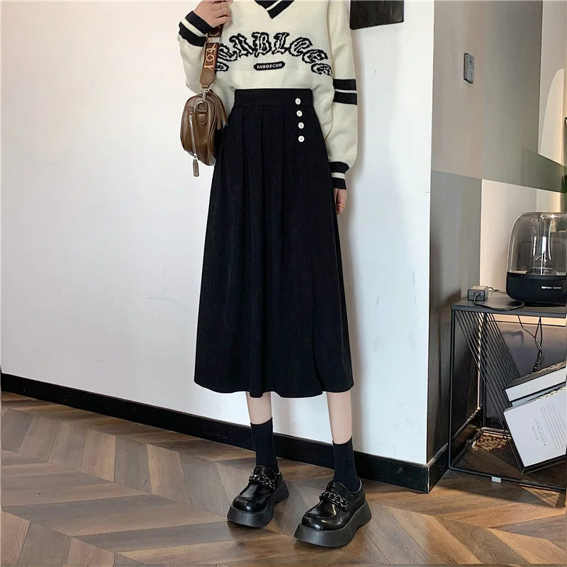 

Вельветовая юбка с высокой талией для осени и зимы