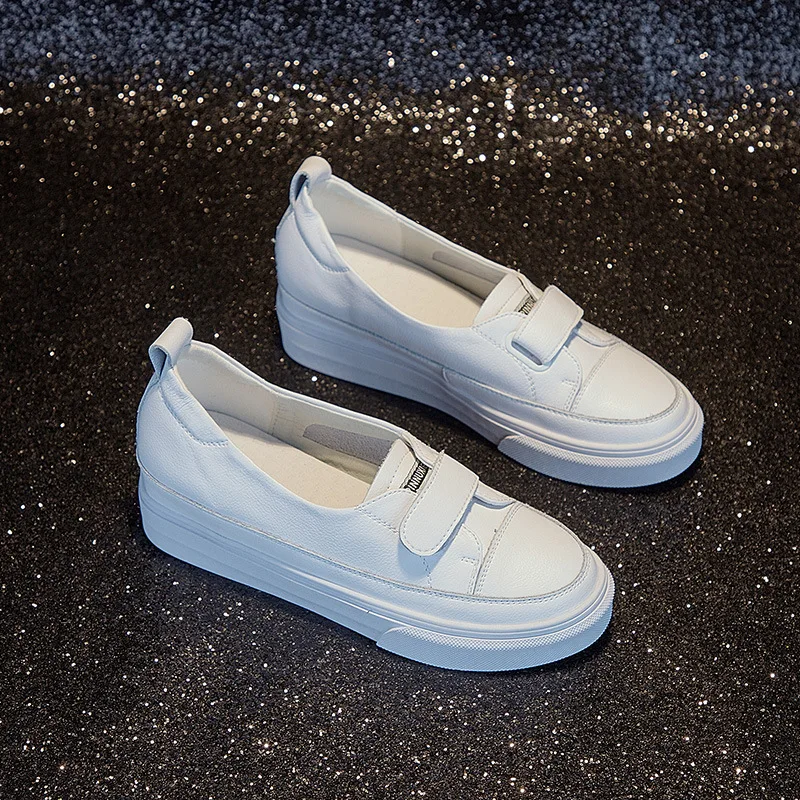 Туфли женские кожаные на липучке маленькие белые лоферы повседневная обувь