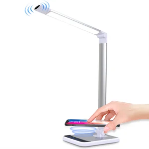 Светодиодная настольная лампа для чтения с беспроводным зарядным устройством, 18 Вт