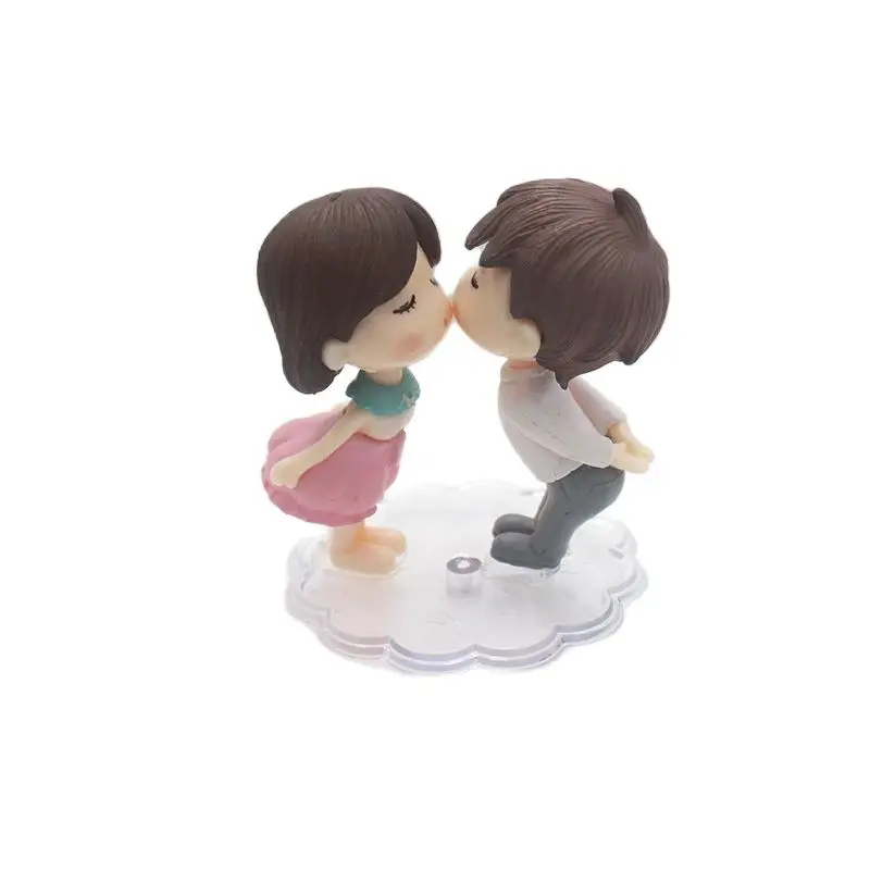 

Hot Plastic DIY Assembly Anime Figure Cartoon Rabbit Action Figure For Home Cake Decoration