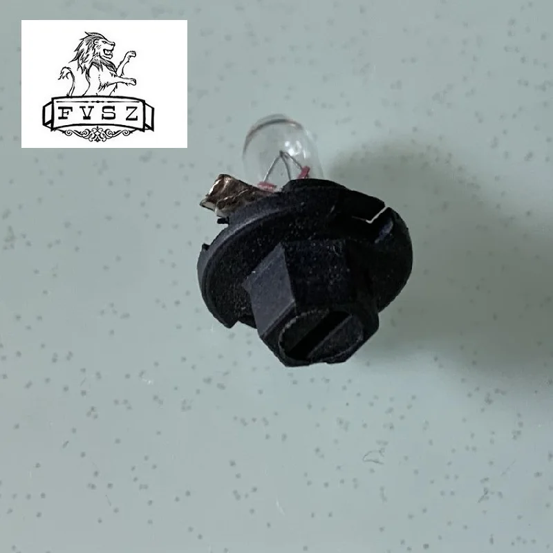 10 шт. T5 BX8.4D 14 в 1 5 Вт 3000K Автомобильная Лампа для инструментов используемая