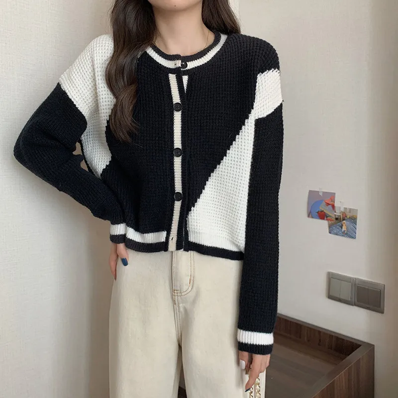 

Korean Version Of The Autumn Design Sense Casual V-Neck Long Sleeve Single Breasted Contrast Print Patchwork Sweater Cardigan