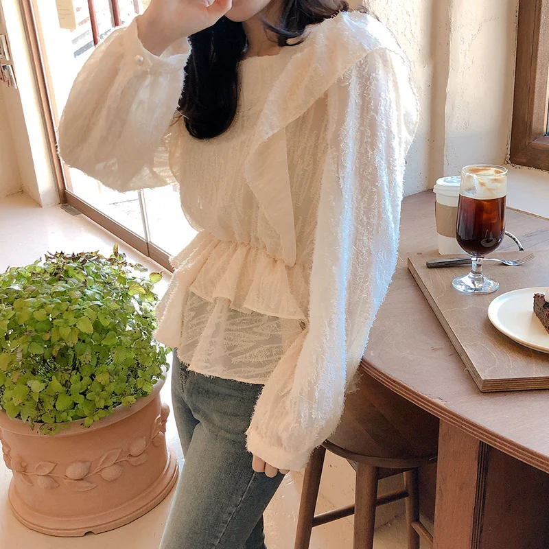 

Spring French Romantic Bell Sleeve Tree Fungus-like Lacework Tassel Plush Long Sleeve Shirt Women's Chiffon Shirt Western Style