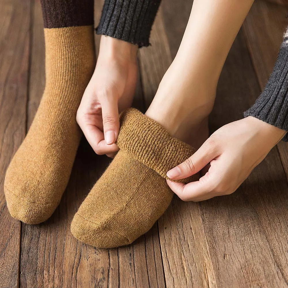 

5 Pairs Winter Women's Thicken Warm Harajuku Retro Color Combination Hemming High Quality Wool Fashion Cashmere Cotton Socks