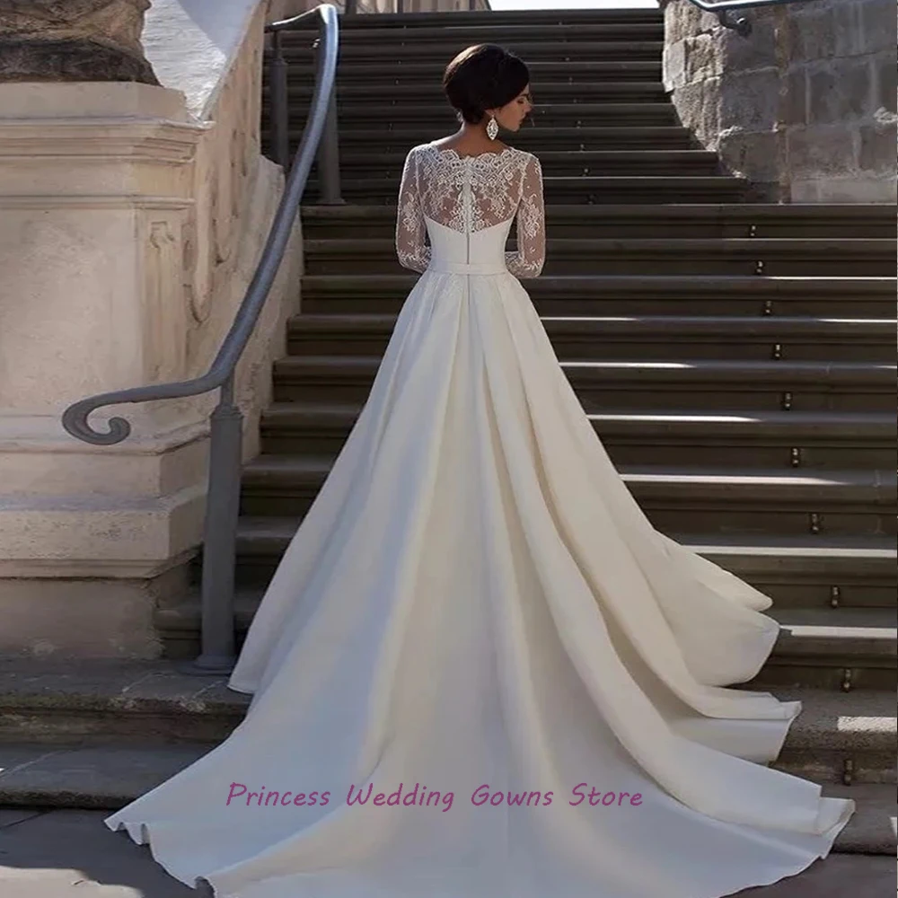 

2021 New Luxury Satin Wedding Dresses Long Sleeve A Line Princess Wedding Ball Gowns Lace Applique V-Neck Bridal Dress