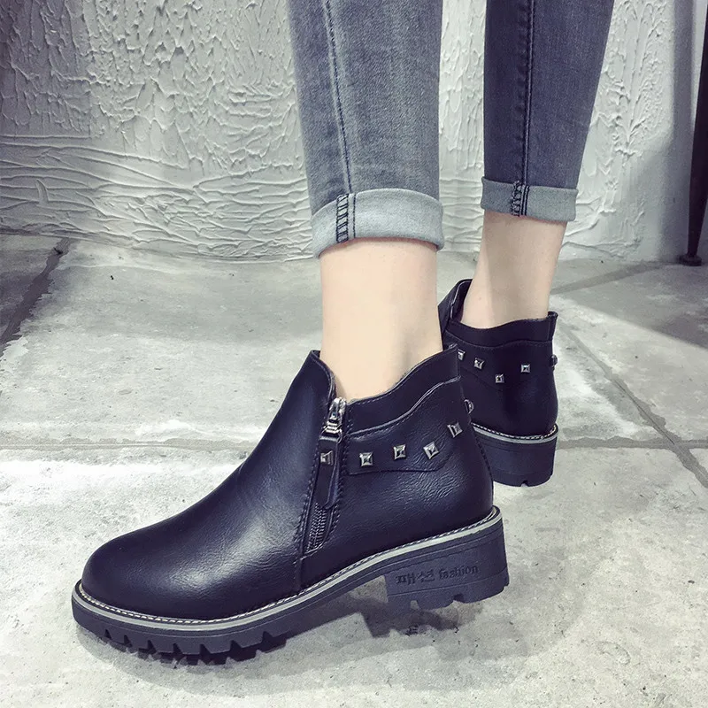 Новинка 2019 женские ботинки с заостренным носком модные в западном стиле короткие