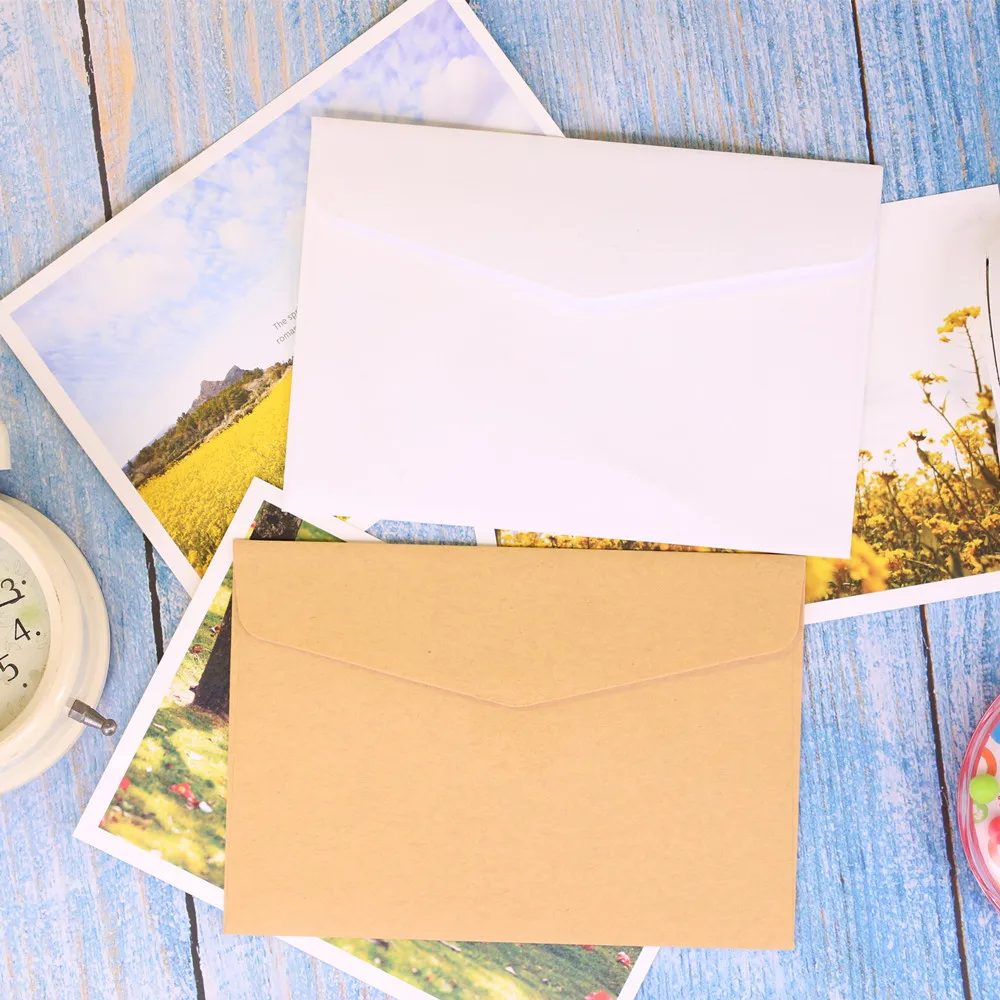 

50Pcs/Set Black White Craft Paper Envelopes Vintage Style Blank Mini Envelope for Card Scrapbooking Love Letter Gift Supplies