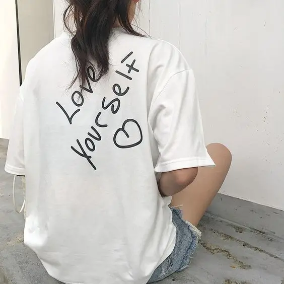 Женская футболка с принтом love yourself Повседневная из 100% хлопка графическим в стиле