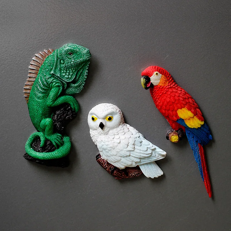 

Parrot Lizard Refridgerator Magnets American Country Parrot Spanish Tuatara Creative Fridge Magnet Souvenir Gift Decor