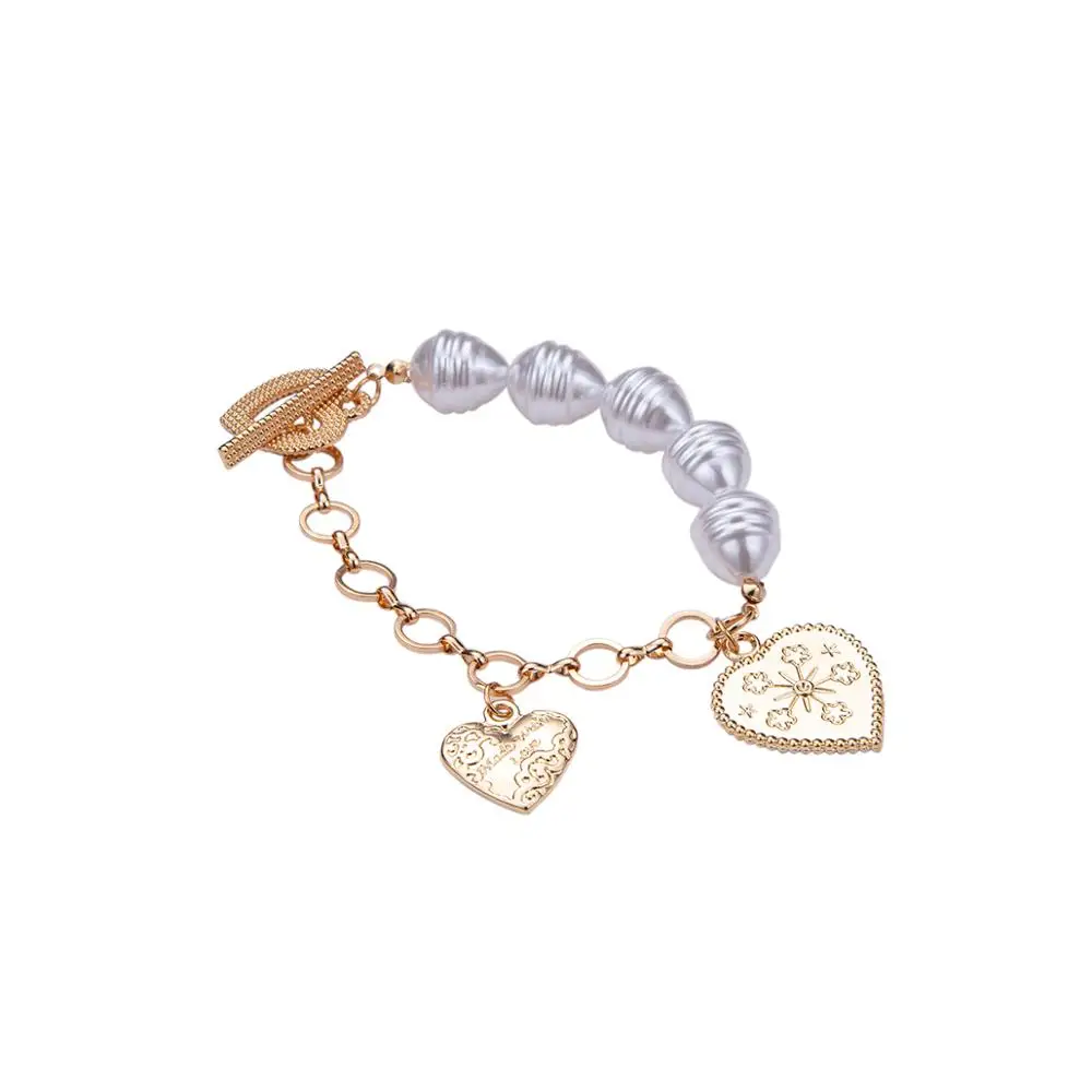 

Fashionable Heart Pendant Copper Circle Splice Imitation Pearl Bracelet Charm Heart Easy Buckle Bangle Jewelry Boho Armband