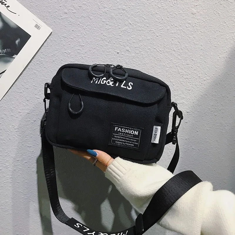 

2021Luxury Brand Japanese Korean Women Handbag Messenger Bag Casual Nylon Bag Fashion Handbag Shoulder Bags for Women Bolsas