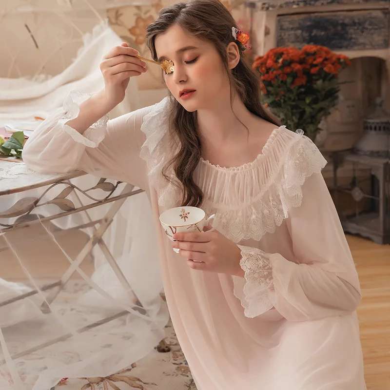 Ночная рубашка женская винтажная белая с длинным рукавом | Женская одежда